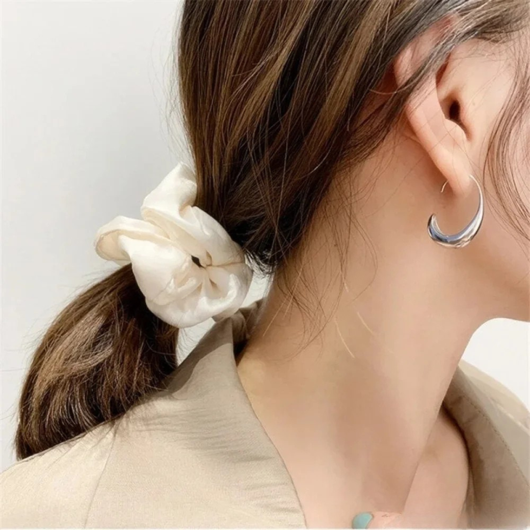 Lunaria™ | Elegant Crescent Earrings