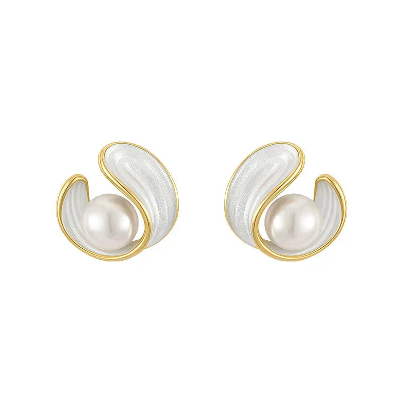 Aureline™ | Gold-Framed Pearl Earrings