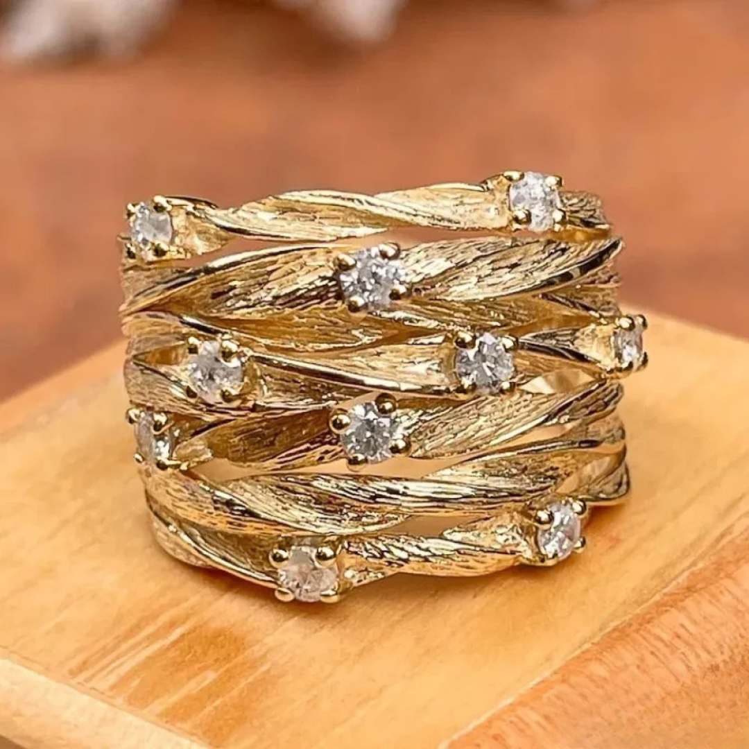 Elowen™ | Gold Vintage Crystal Ring