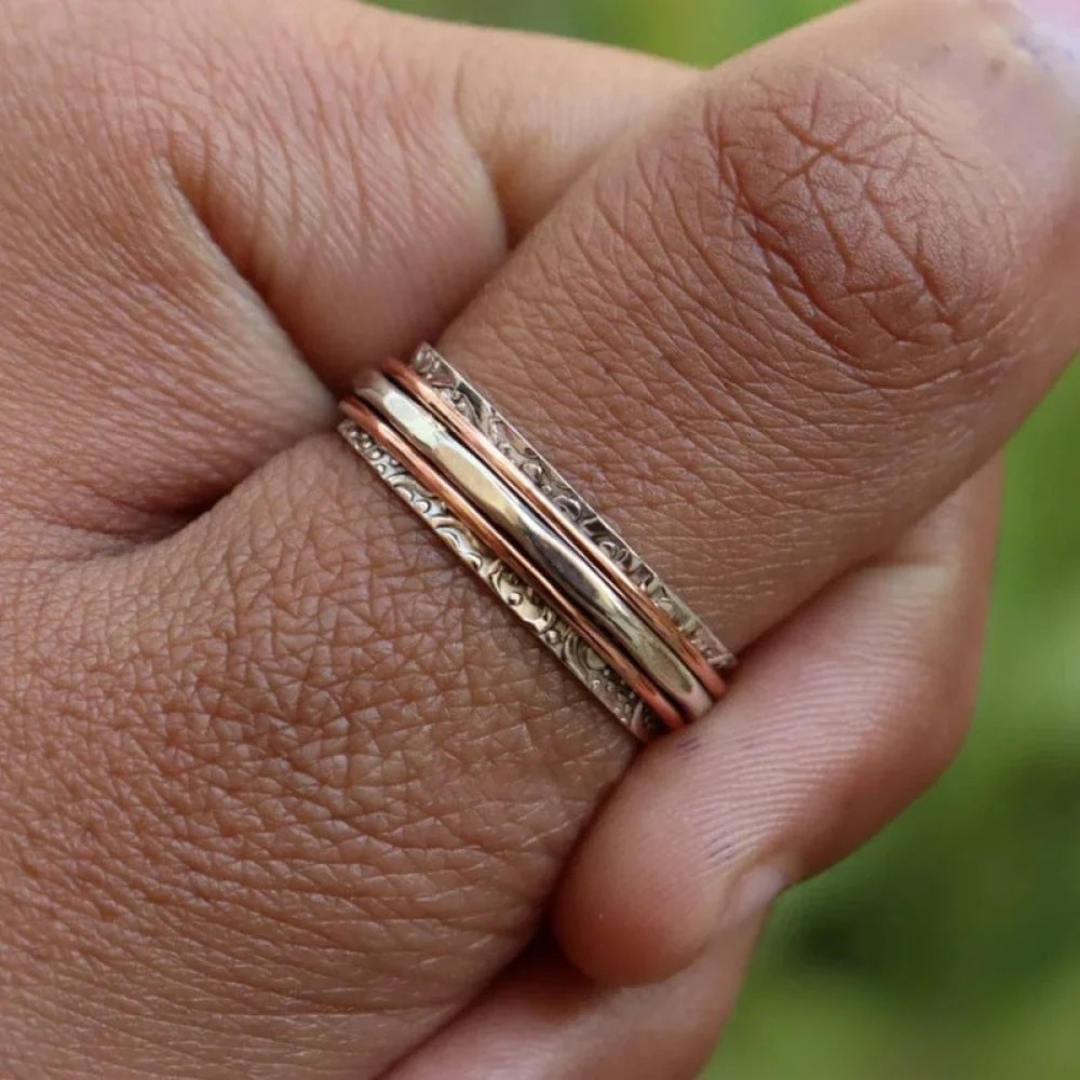 Roswyn™ | Vintage Band Ring