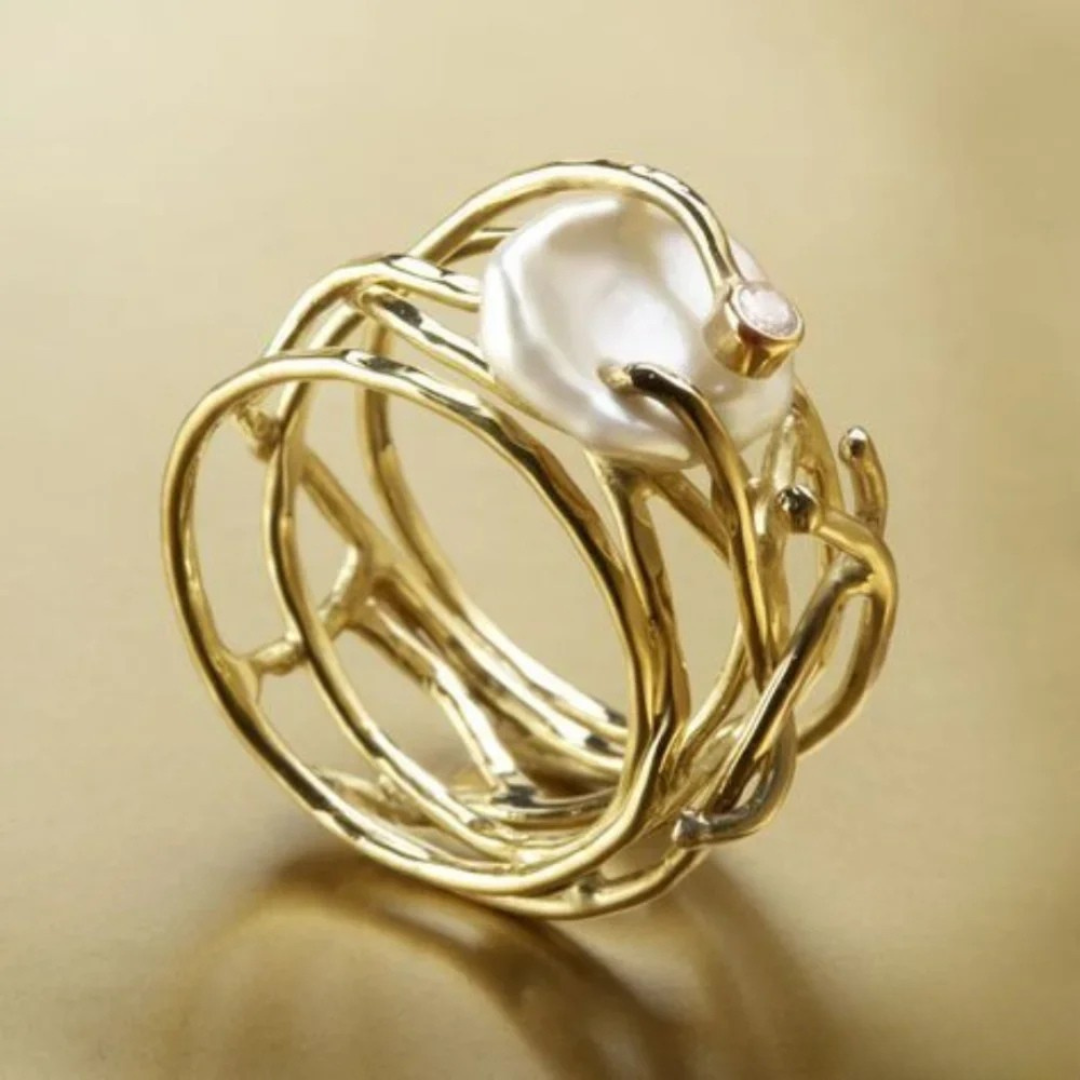 Elaria™ | Vintage Gold Branch & Pearl Ring