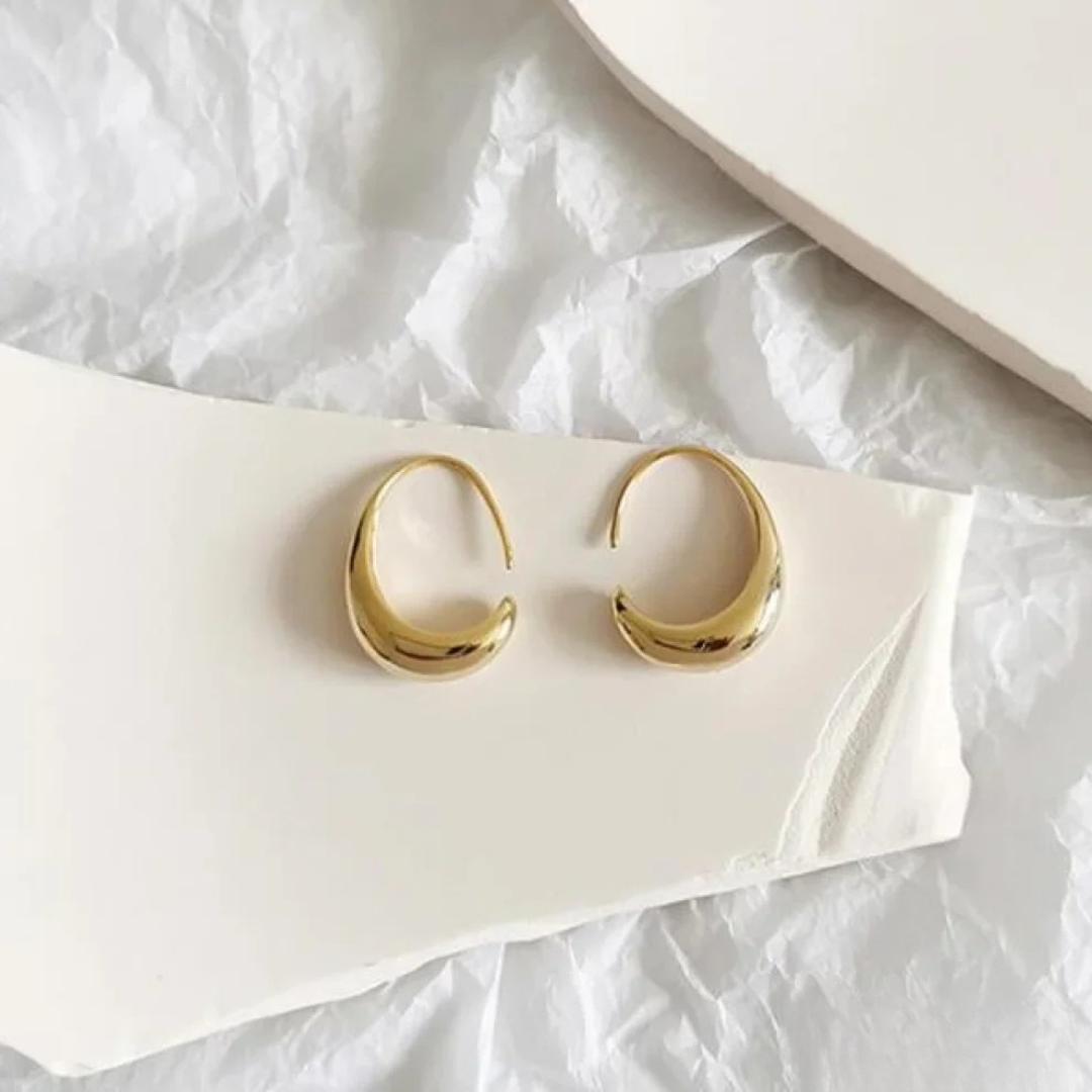 Lunaria™ | Elegant Crescent Earrings