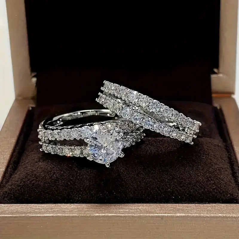 Lumiera™ | Gold Shine Ring Set