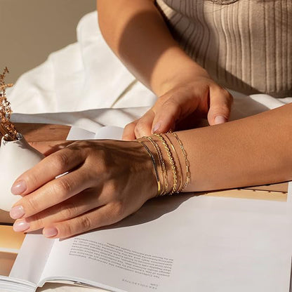 Solmira™ | Gold Elegance Bracelet Set