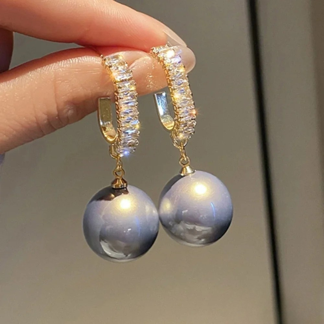 Amira™ | Elegant Pearl and Zirconia Earrings